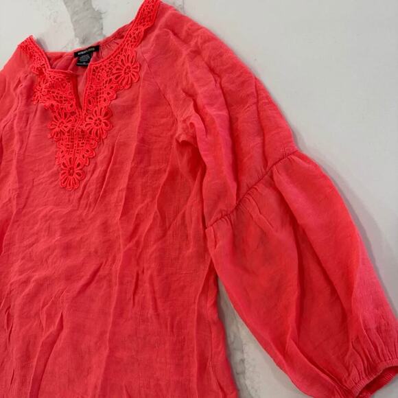 Robert Louis Vacation Blouse Womens Medium Coral Lace Accents 3/4 Balloon Sleeve - Picture 4 of 6